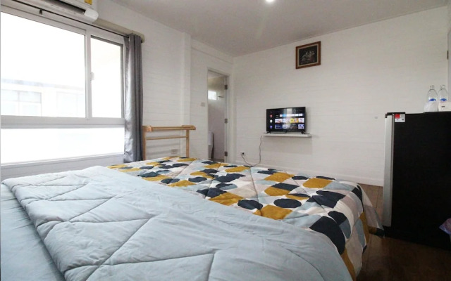Room-baan Khunphiphit Homestay