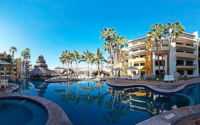 Beautiful Studio JR Suite in Downtown Cabo