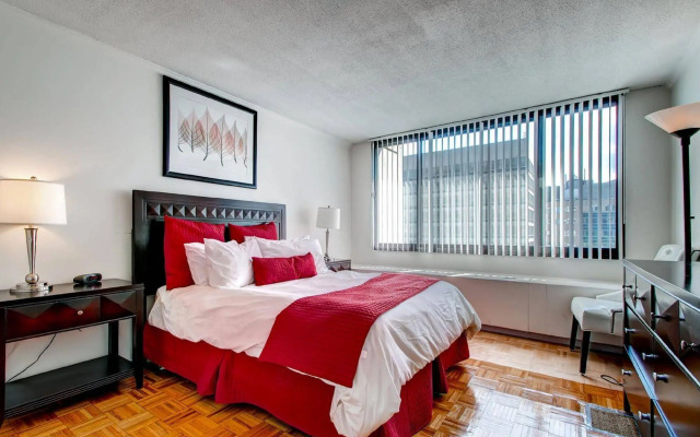 Global Luxury Suites at the Commonwealth