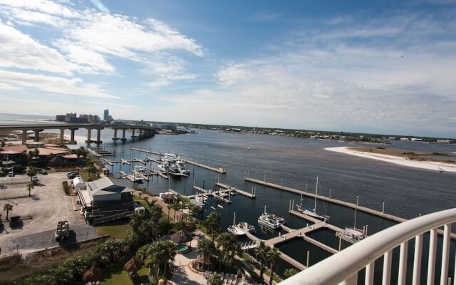 Crb0901 2 Bedroom Condo