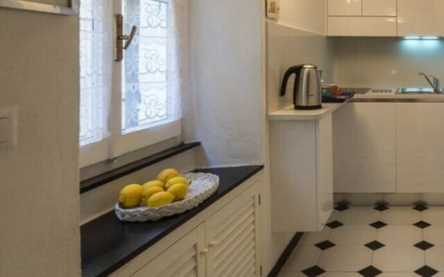 Arbanella Sea View Apartment