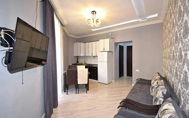Apartments by Luxe Group AM713