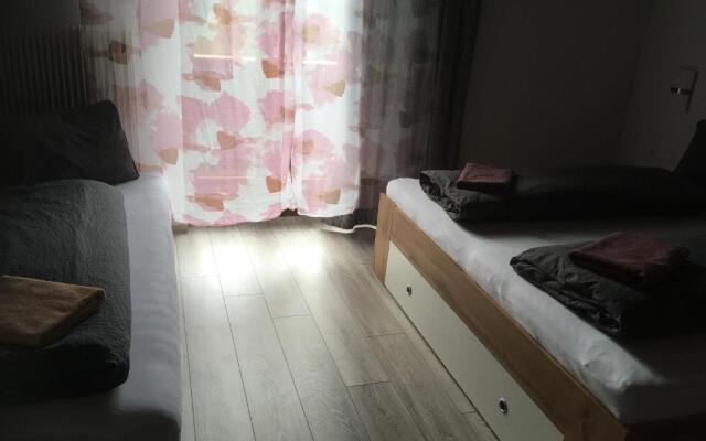 Pension Steiner, Matrei am Brenner 18b, 6143 Matrei am Brenner
