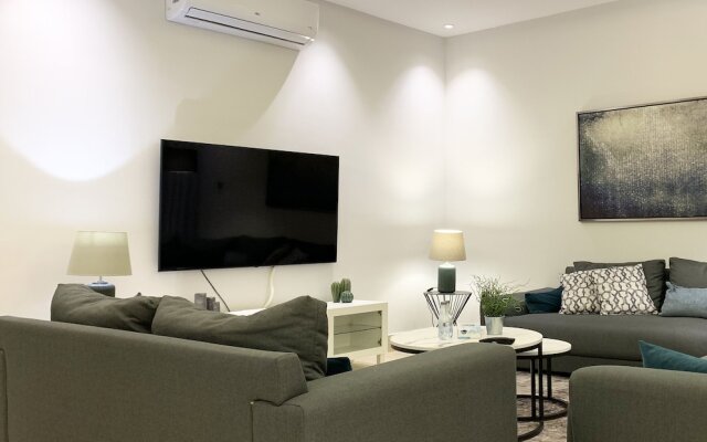 Ewa Alqirwan District