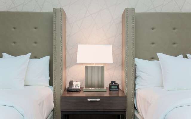DoubleTree by Hilton Evansville