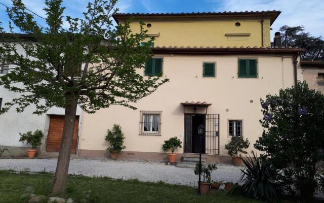Comfortable Holiday Home in Pistoia With Pool