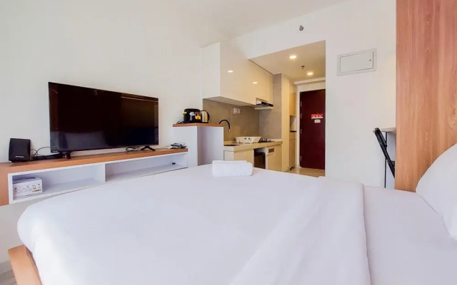 Cozy Living Studio Apartment Sky House Bsd