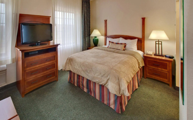 Staybridge Suites Chicago-Oakbrook Terrace by IHG