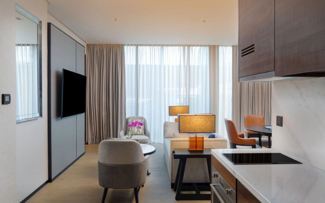 Hyatt Regency Phnom Penh