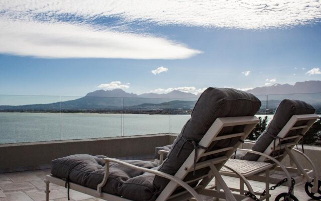 Oceana Palms Luxury Guest House