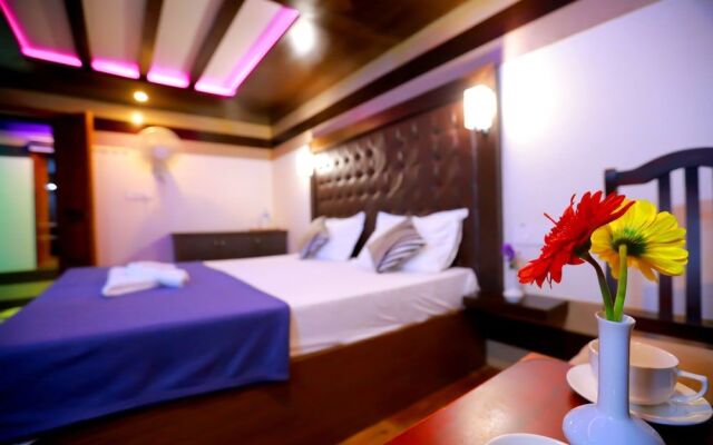 Kerala Luxury House Boat