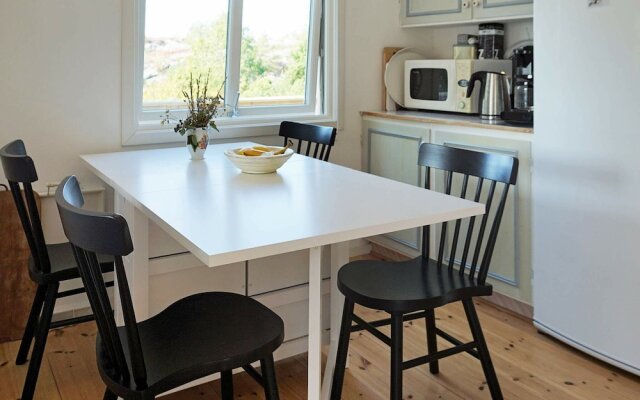 7 Person Holiday Home in Nösund