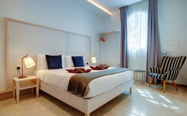 Kirxa Rooms and Suites