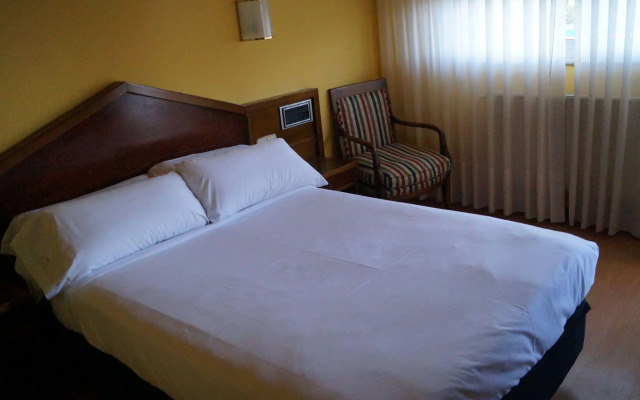 B&B Hotel Oviedo