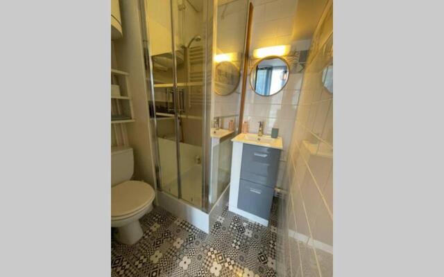 Studio neuf St Lary 10 min à pied