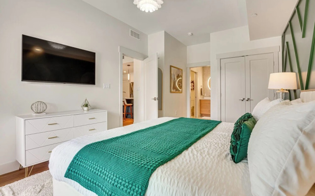 Mountain-view Condo in Downtown Winter Park!