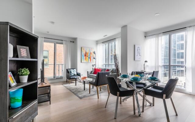 Spectacular Exec 2BR Financial District