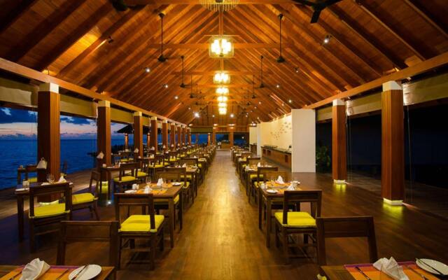 Summer Island Maldives Hotel