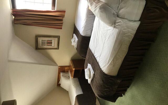 Barrington Lodge