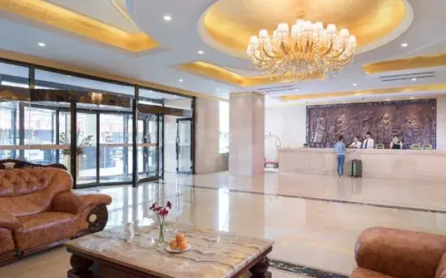 Vienna International Hotel (Tongliao Kerqin)