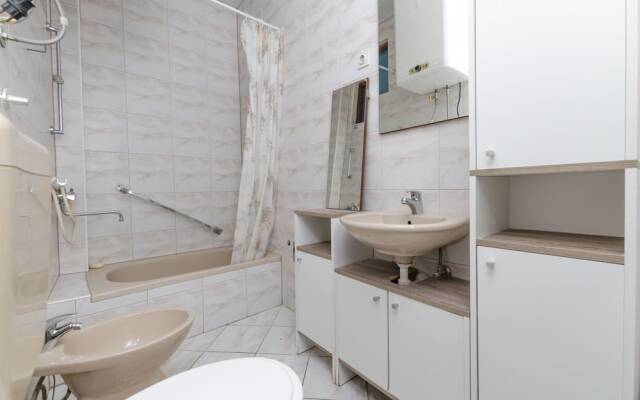 Apartment Božidar