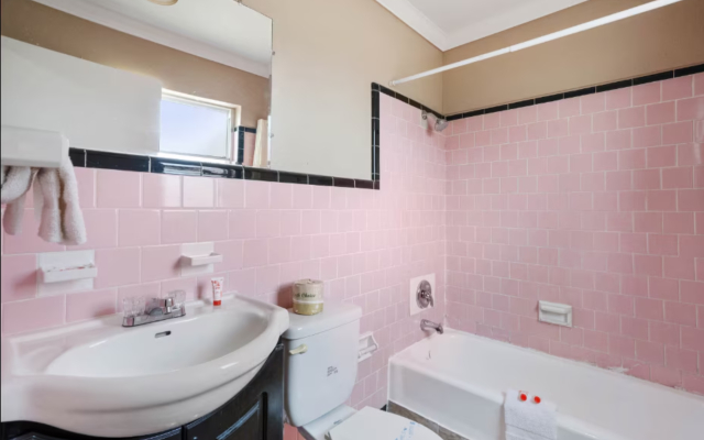 Capital O Hotel Beeville - US 181