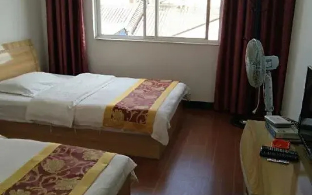 Yufeng Xinxin Hotel