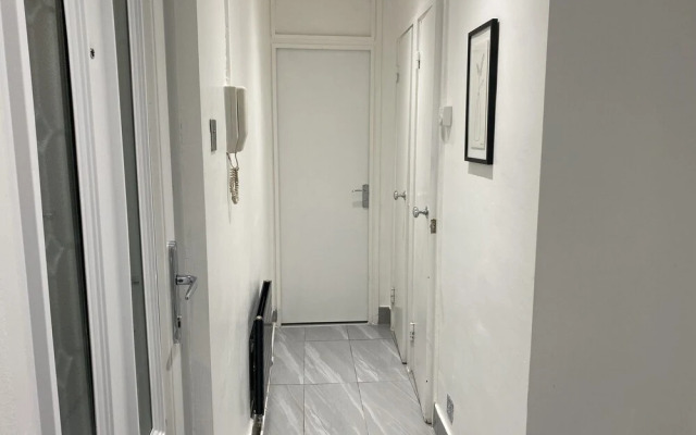 Luxurious 2-bed Apartment in Woolwich, London