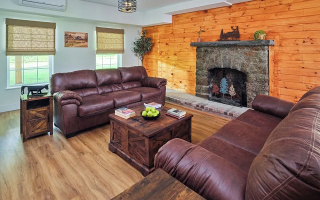 Saddleview Bed & Breakfast