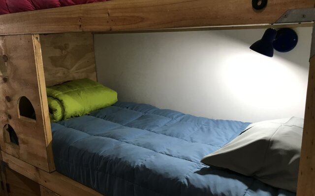New Wave Hostal