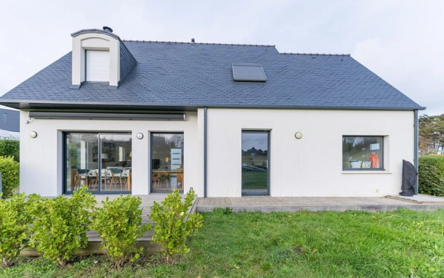 New House With Swimming Pool Near the sea