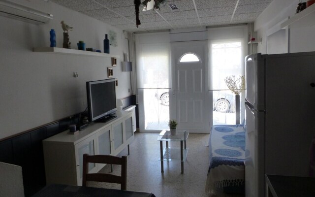 House with One Bedroom in Roses, with Wonderful Sea View, Furnished Terrace And Wifi - 450 M From the Beach