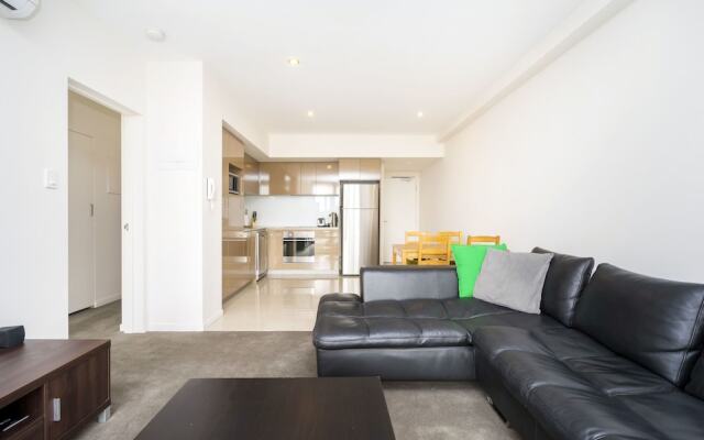 Stylish Modern Ecco Complex