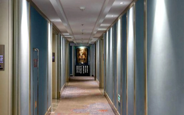 Hangzhou Fuyang Blue Diamond International Castle Hotel