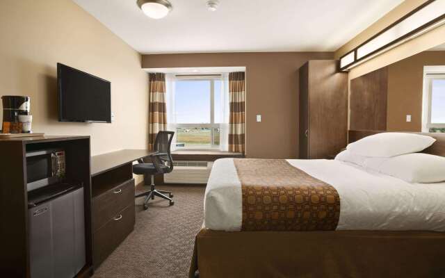 Microtel Inn & Suites by Wyndham Blackfalds Red Deer North