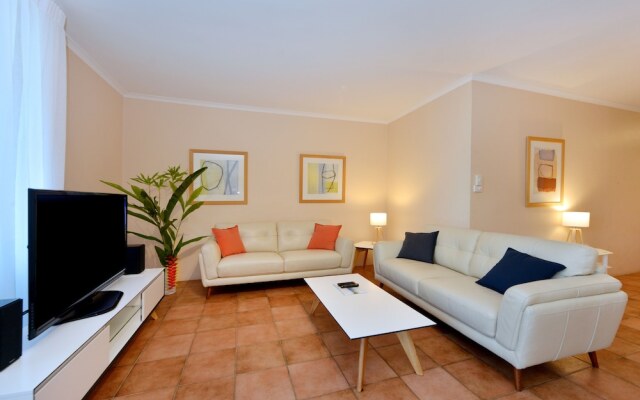 Paringa Beachfront Apartments