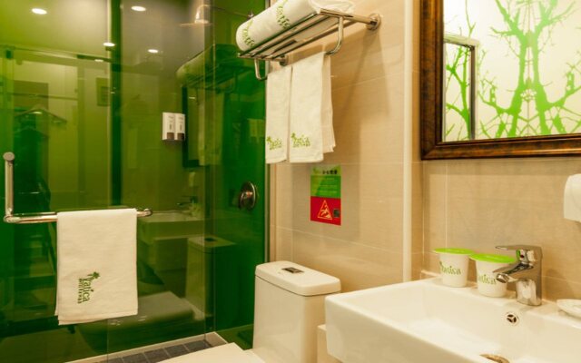 Vatica Beijing East Gate Temple of Heaven LongTan Park Hotel