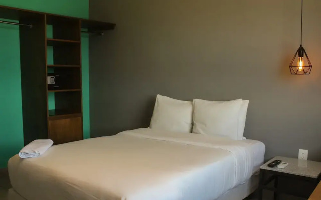 Campus Merida ApartHotel