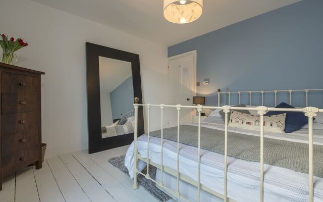 Regatta House