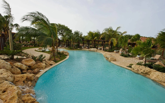 Royal Isabela