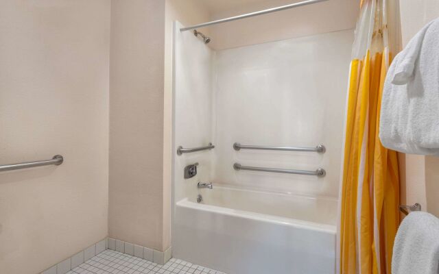 La Quinta Inn Indianapolis East-Post Drive