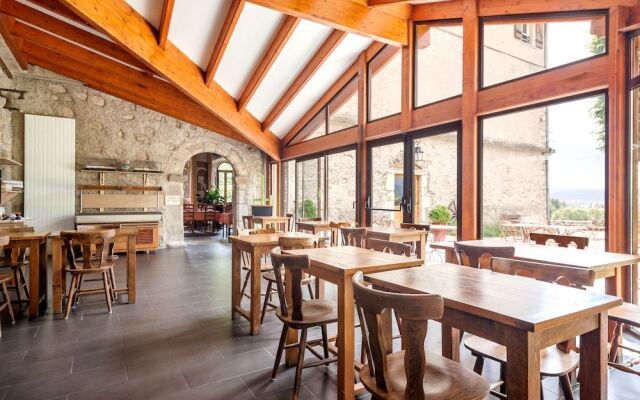 Hôtel Restaurant le Prieuré