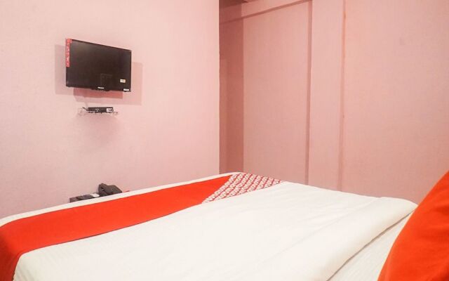 OYO Flagship 13612 PK Residency