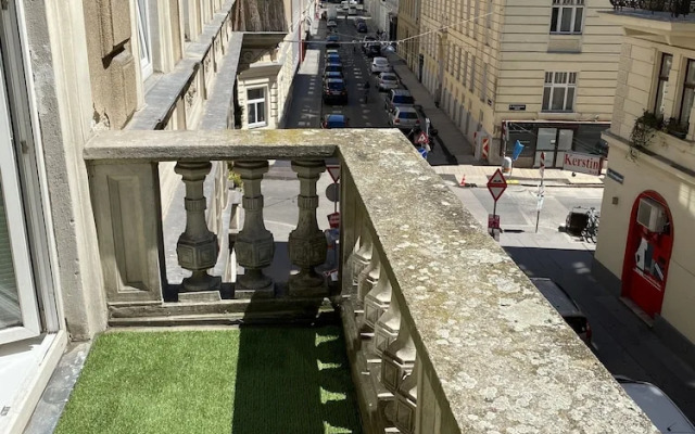 DMC Vienna Apartments - Top 8