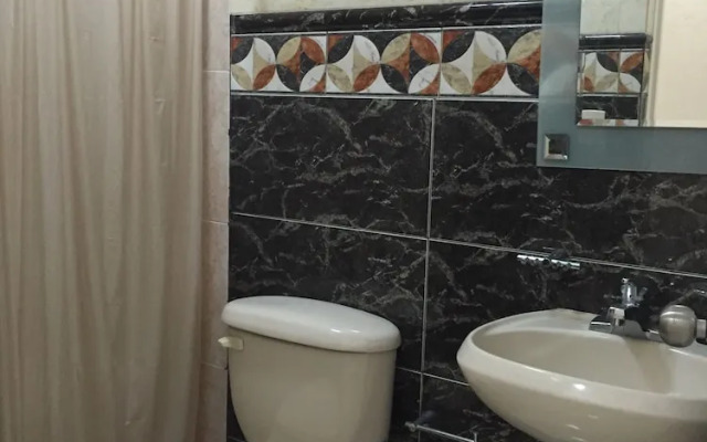 Adamaris Condo Condesa