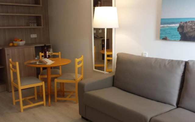 Puerto Azul Suite Hotel