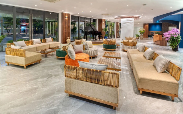 The Almin Hotel