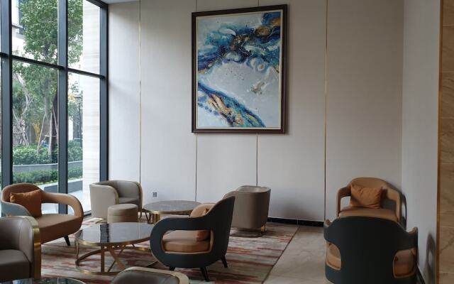 Stay In Vietnam Vinhomes Golden River