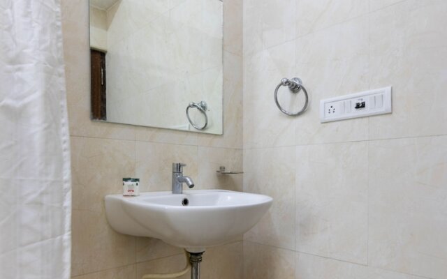 OYO 9439 Umerkot Inn