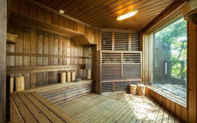 Seaes Hotel & Resort